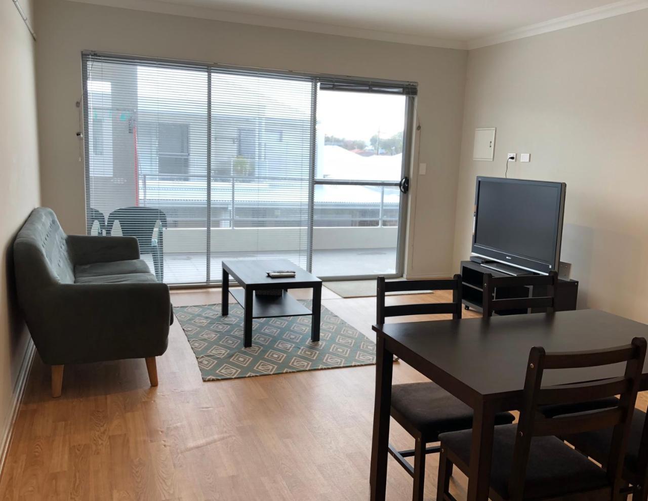 Apartment In Queens Park 퍼스 외부 사진